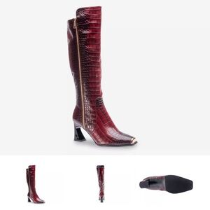 Chic Burgundy Croc-Patterned Heeled Boots